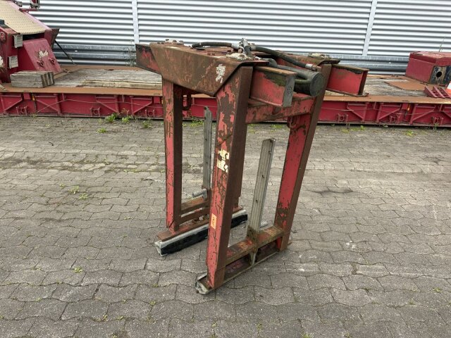 Kinshofer332-V-1100 Palettenzange