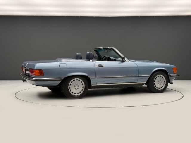 Mercedes-Benz -