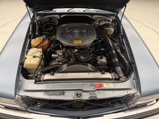Mercedes-Benz -