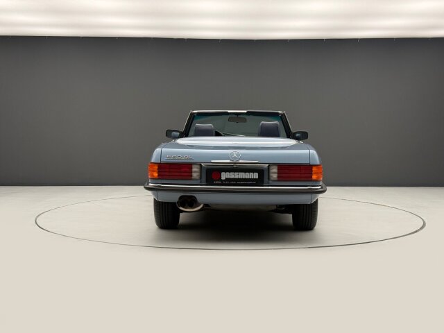 Mercedes-Benz -