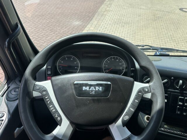 MAN TGL