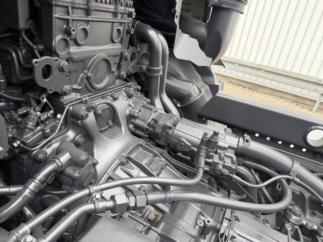 Mercedes-Benz Arocs