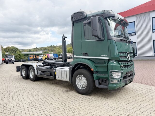 Mercedes-Benz Arocs