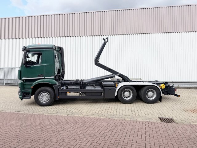 Mercedes-Benz Arocs