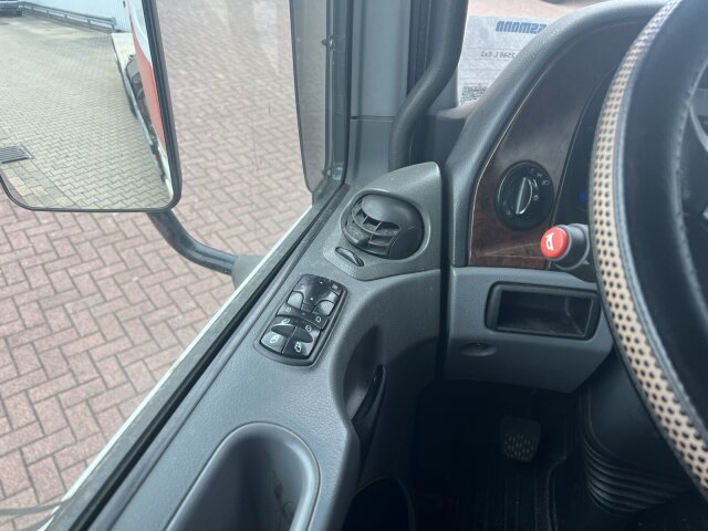 Mercedes-Benz Actros