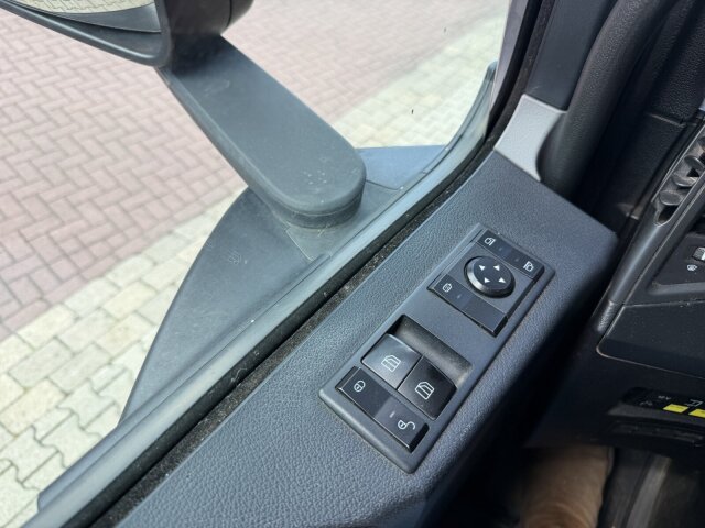 Mercedes-Benz Antos