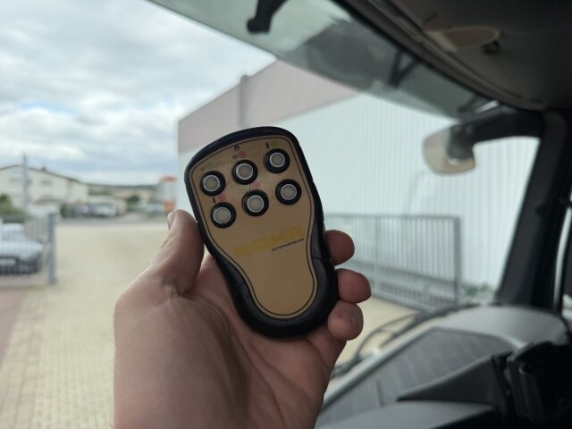 Mercedes-Benz Antos