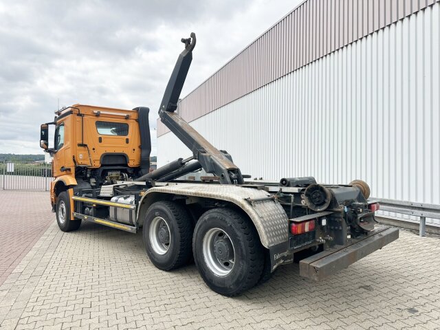 Mercedes-Benz Arocs