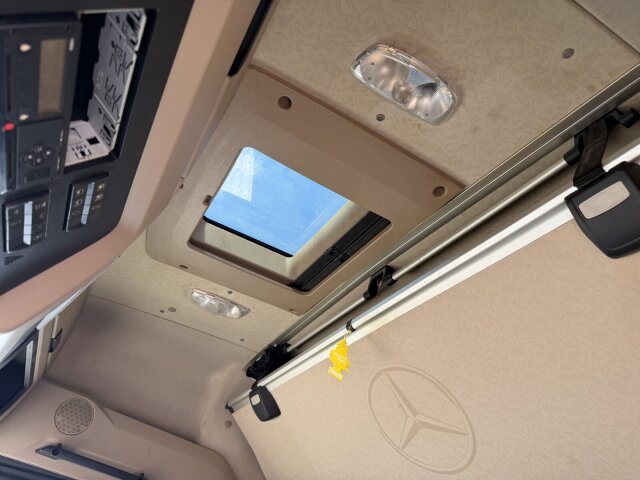 Mercedes-Benz Actros