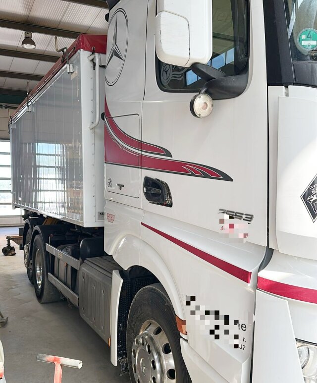 Mercedes-Benz Actros