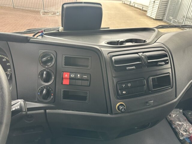 Mercedes-Benz Atego