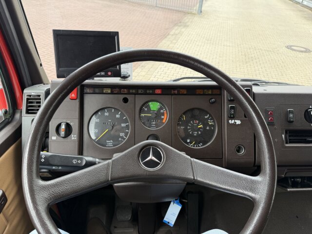 Mercedes-Benz -
