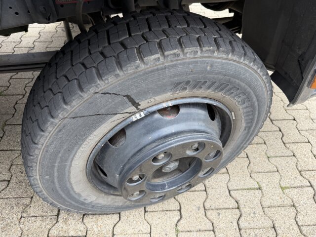 Mercedes-Benz -