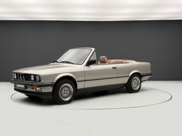 BMW320 i Cabrio Kat - E30