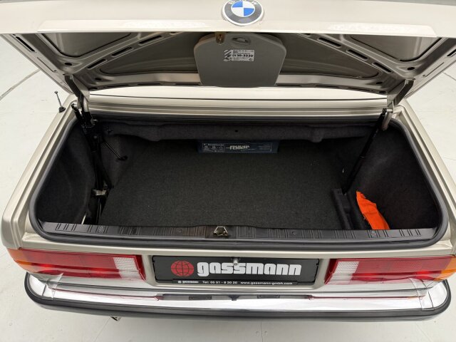 BMW 320 i