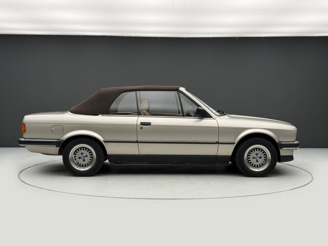 BMW 320 i