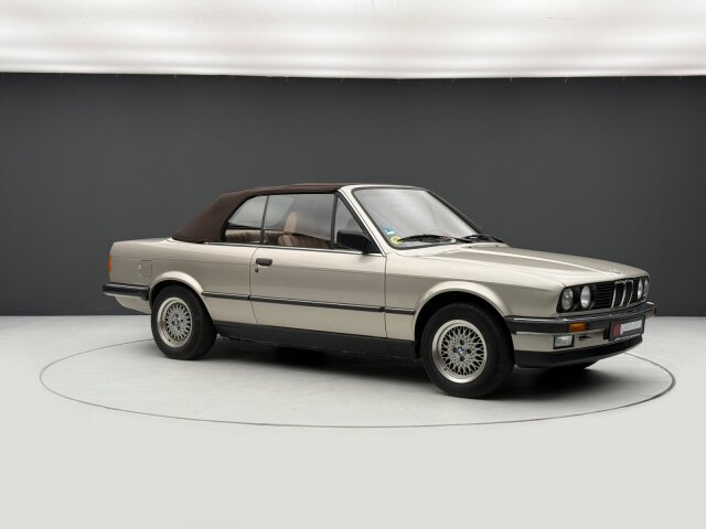 BMW 320 i