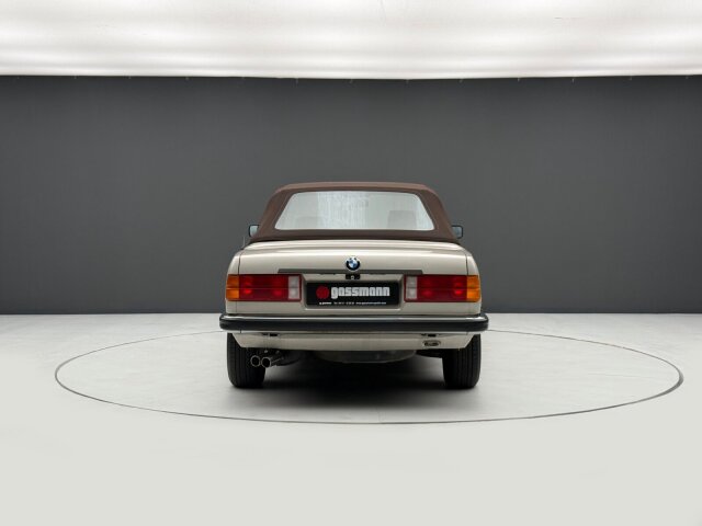 BMW 320 i