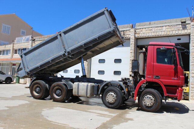 Mercedes-Benz Actros