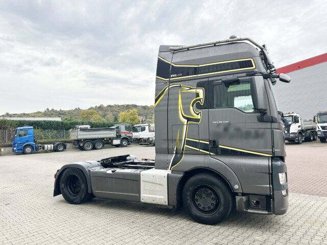 MAN TGX