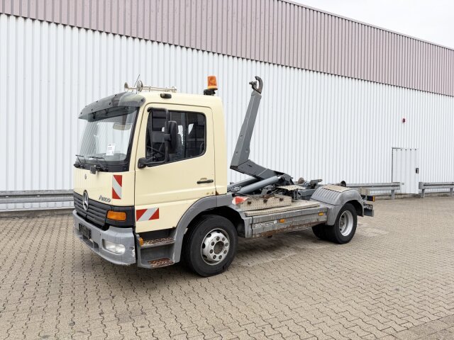 Mercedes-BenzAtego 1223 K 4x2, 2x AHK