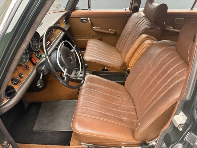 Mercedes-Benz 280