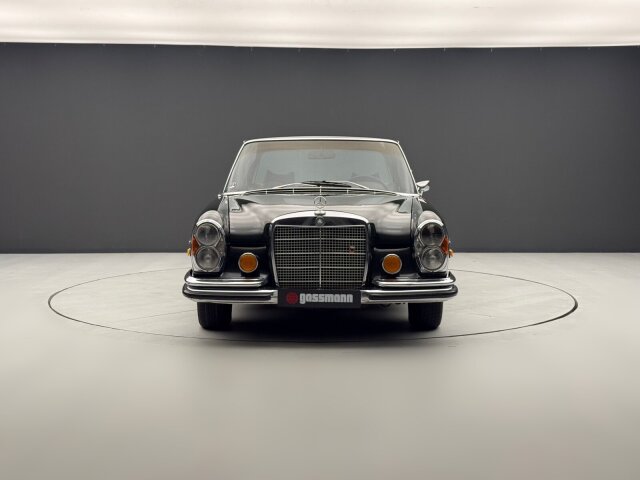 Mercedes-Benz 280