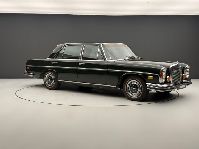 Mercedes-Benz 280