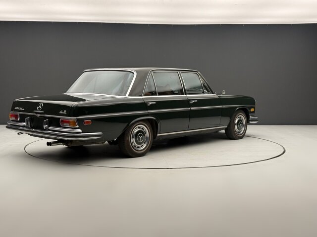 Mercedes-Benz 280