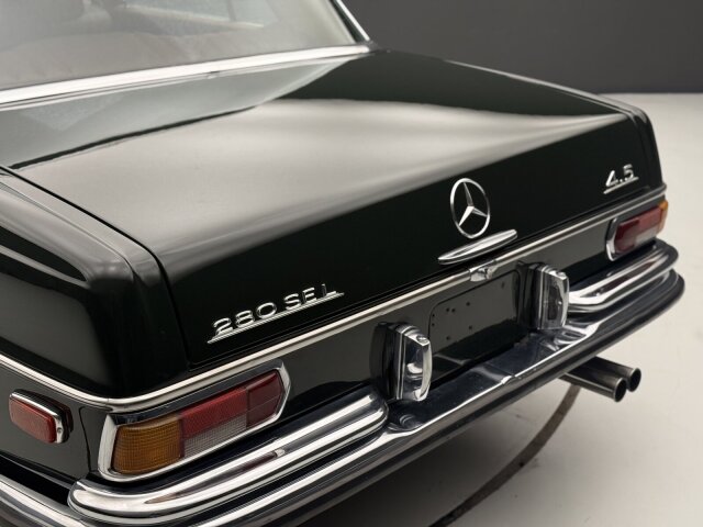 Mercedes-Benz 280