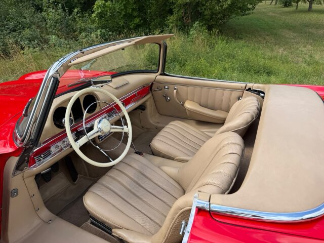 Mercedes-Benz 300