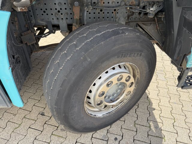 Mercedes-Benz Arocs