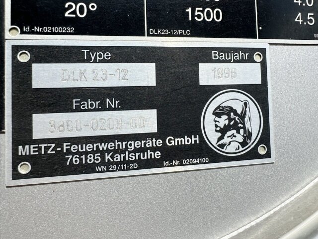 Mercedes-Benz -