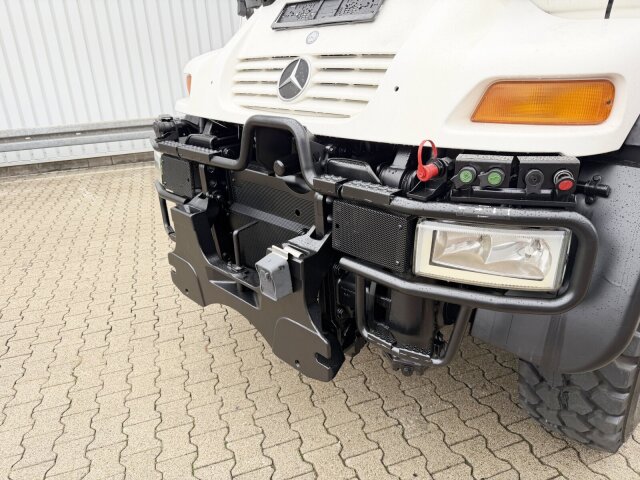 Unimog U
