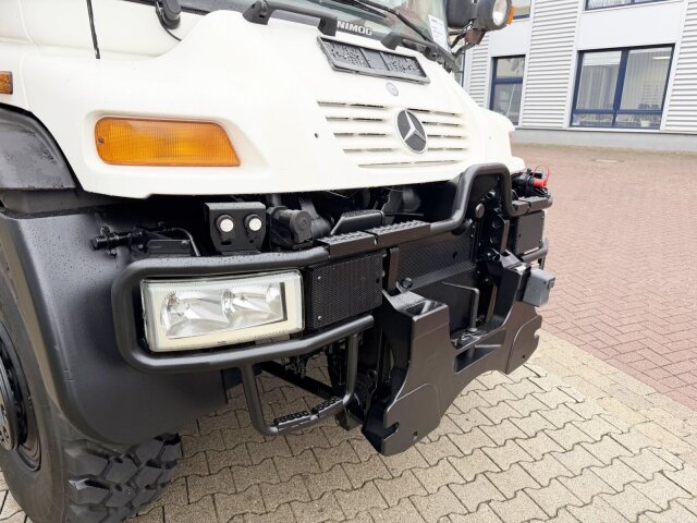 Unimog U