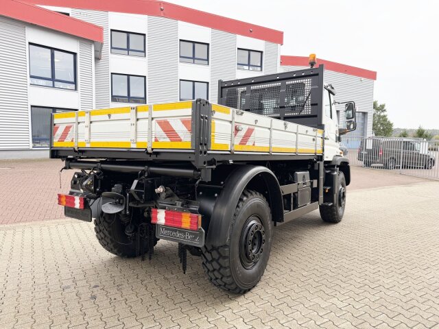 Unimog U