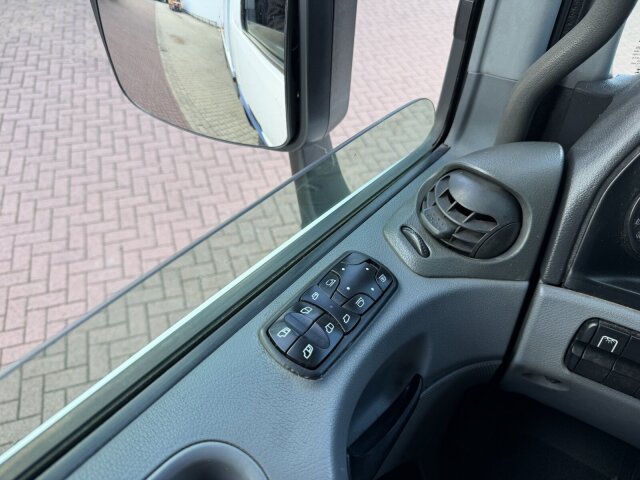 Mercedes-Benz Actros