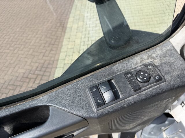 Mercedes-Benz Antos