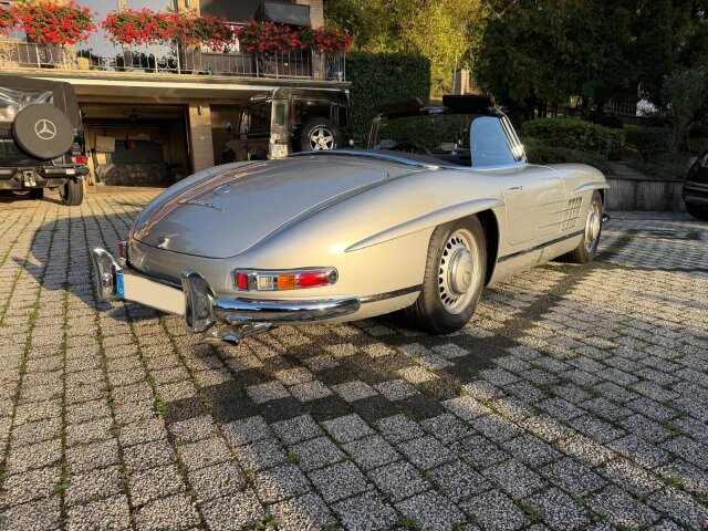 Andere Andere