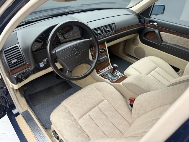 Mercedes-Benz S 320