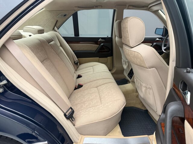Mercedes-Benz S 320