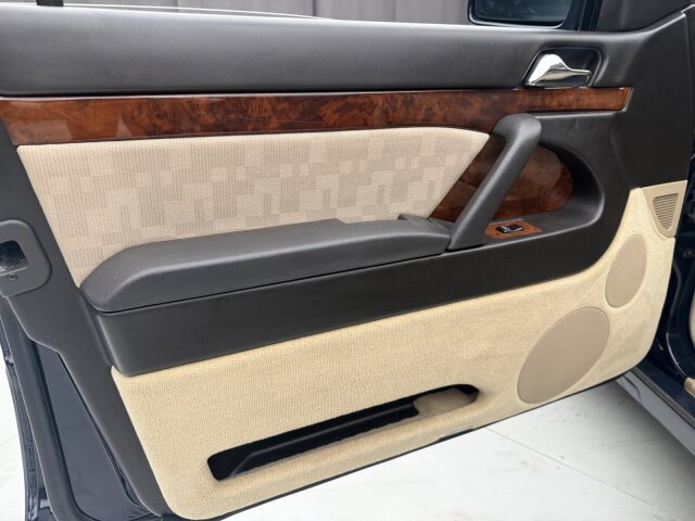 Mercedes-Benz S 320