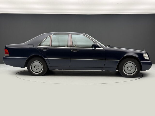 Mercedes-Benz S 320