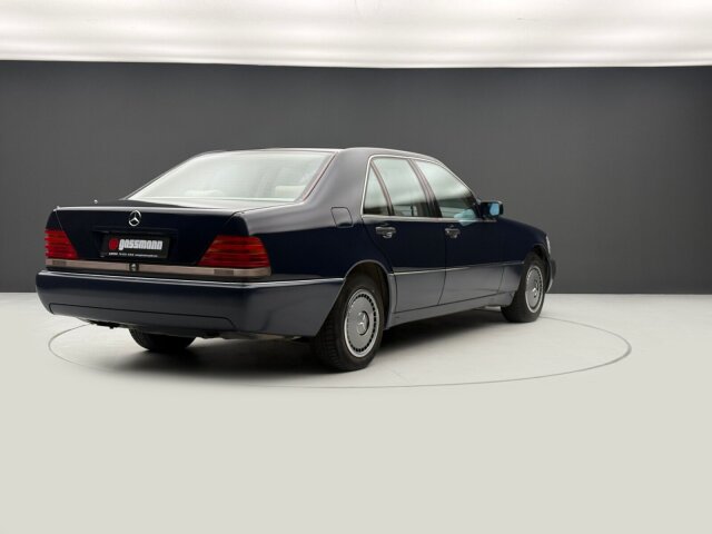 Mercedes-Benz S 320