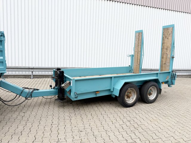 Blomenröhr552/6900 Tiefladeanhänger