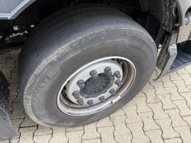 MAN TGX