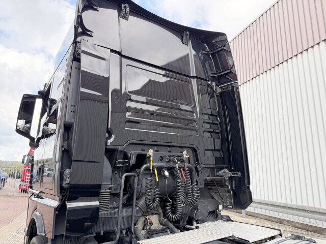 MAN TGX