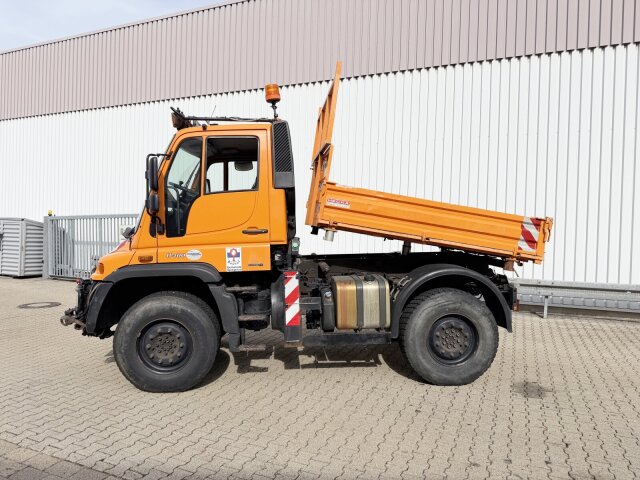 Unimog U