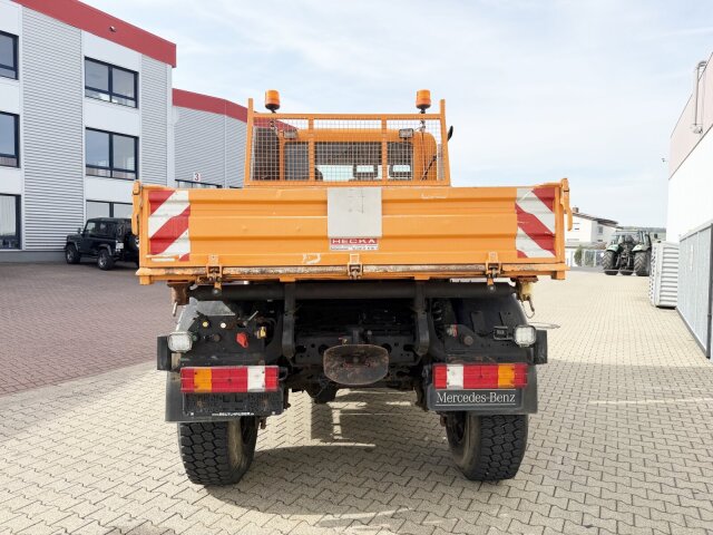 Unimog U