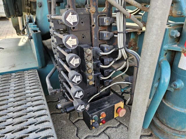 WESER CONTAINERBAU Abroll